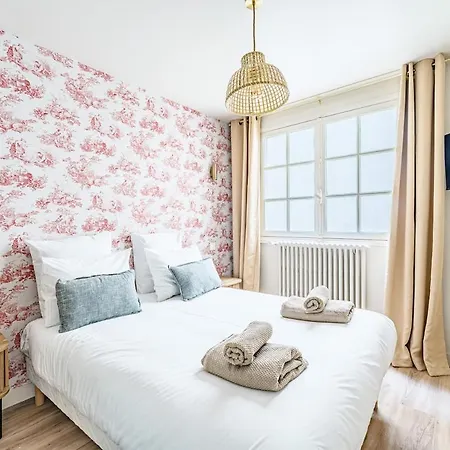 Appartement Pantheon - Modern Flat With 3 Bedrooms And Ac Parijs