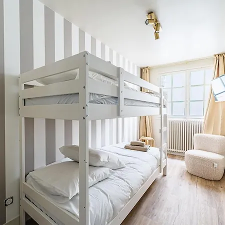Pantheon - Modern Flat With 3 Bedrooms And Ac *