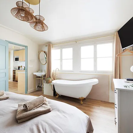 Pantheon - Modern Flat With 3 Bedrooms And Ac *